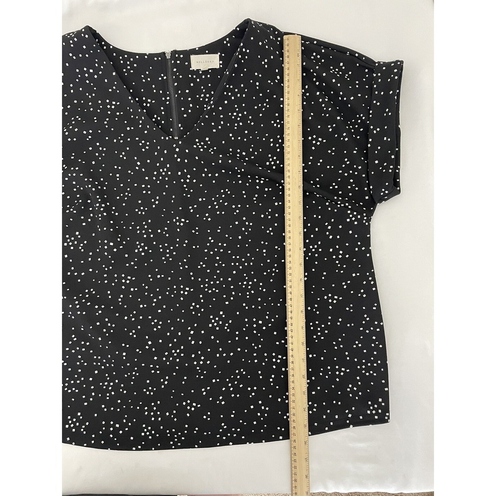 Melloday Top Womens Plus 1X Black White Short Sleeve Geometric - Picture 6 of 6
